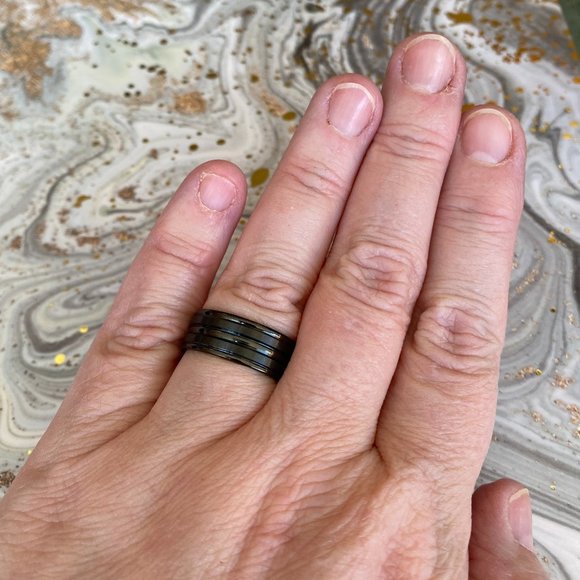 Black Ring Band, High Quality Tungsten - Picture 2 of 6